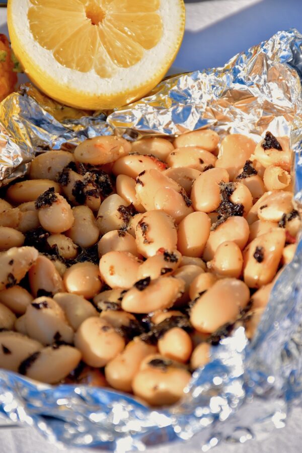 Grilled seaweed butterbeans