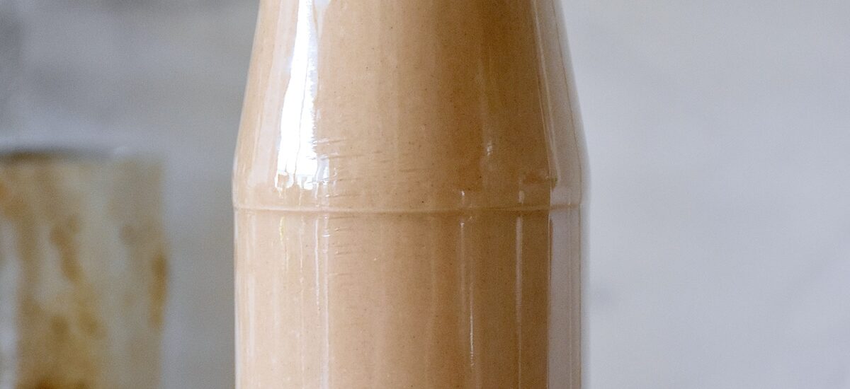 Creamy 3-ingredient hazelnut milk