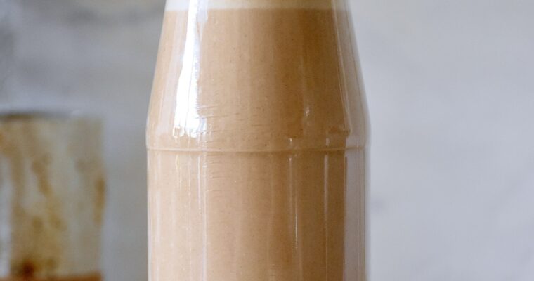 Creamy 3-ingredient hazelnut milk